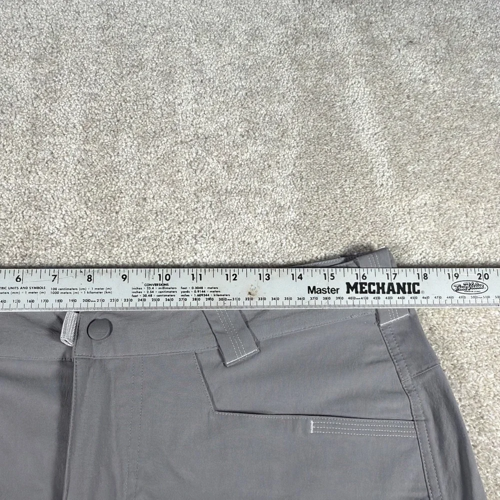 Cabelas Mens XPG Extreme Performance Gear Shorts 34 Gray‎ Nylon Blend Gorpcore